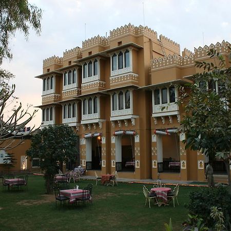 호텔 프라탑 팰리스 Chittorgarh 외부 사진